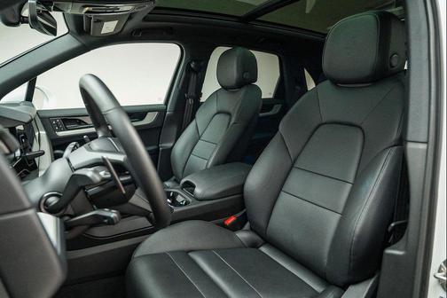 2025 Porsche Cayenne Cayenne