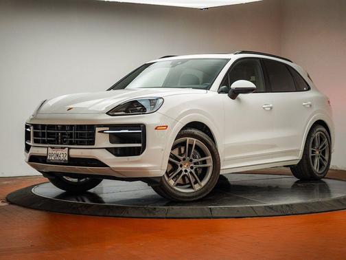 2025 Porsche Cayenne Cayenne