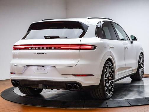 2025 Porsche Cayenne S