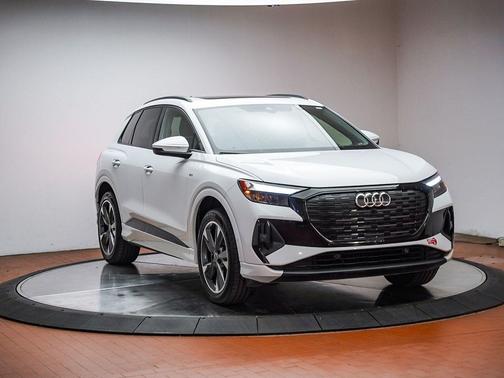 Glacier White Metallic 2023 Audi Q4 e-tron Premium Plus 50 quattro