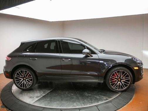Volcano 2025 Porsche Macan Macan