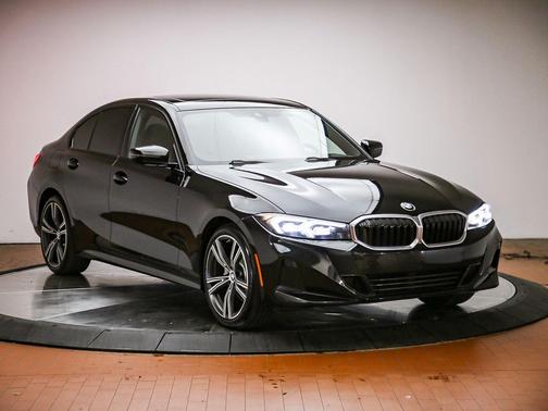 Jet Black 2023 BMW 330 330i