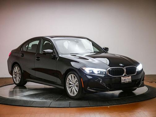 Jet Black 2023 BMW 330 330i