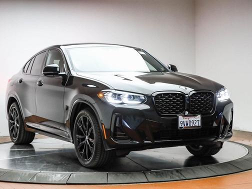 2025 BMW X4 xDrive30i