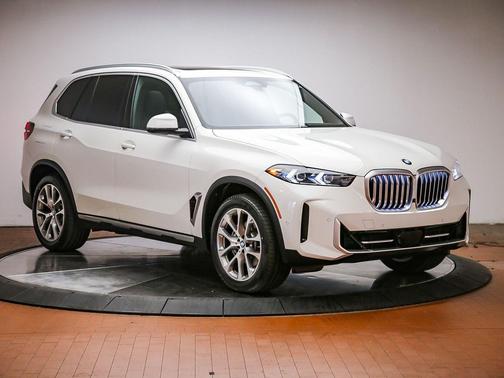 Alpine White 2024 BMW X5 sDrive40i