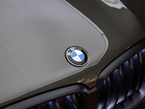 2024 BMW X6 xDrive40i