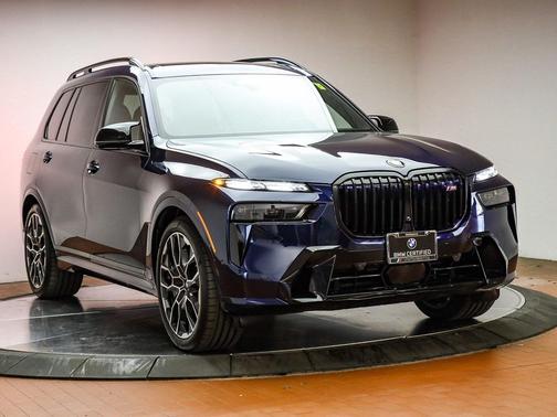 2025 BMW X7 M60i