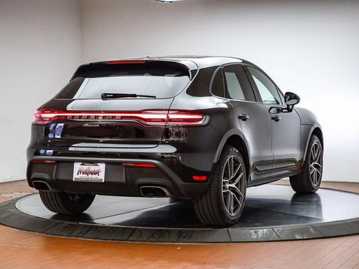 2025 Porsche Macan 