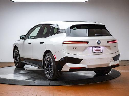 2023 BMW iX xDrive50