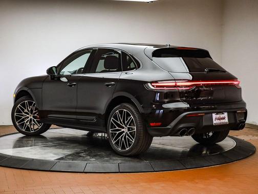 2025 Porsche Macan S