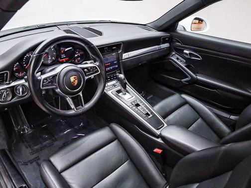 2018 Porsche 911 911 Carrera S