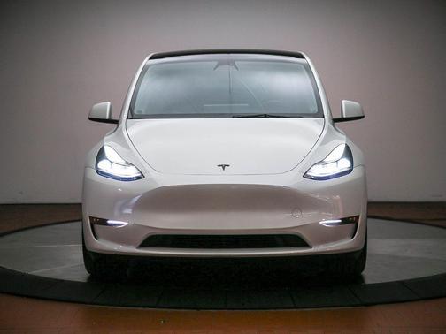 2023 Tesla Model Y Performance Dual Motor All-Wheel Drive