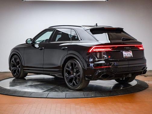2022 Audi RS Q8 4.0T
