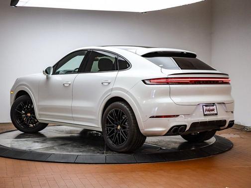 2025 Porsche Cayenne Cayenne