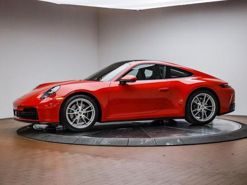 2025 Porsche 911 Carrera