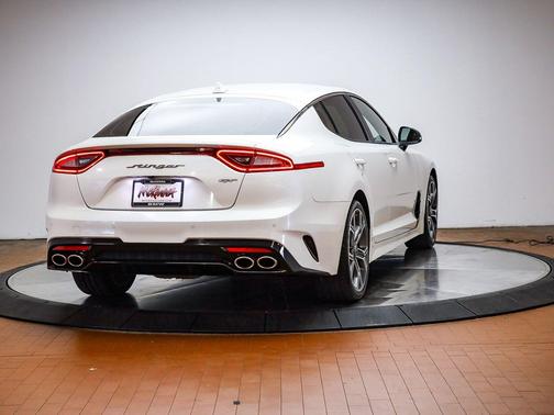 Snow White Pearl 2021 Kia Stinger GT