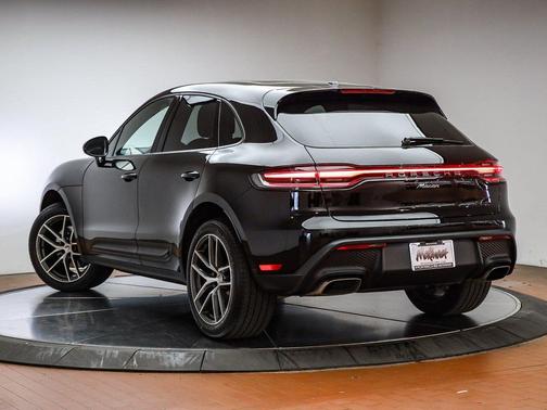2025 Porsche Macan 