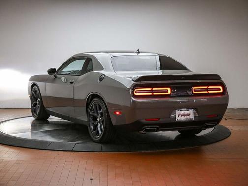 Destroyer Gray Clearcoat 2023 Dodge Challenger R/T
