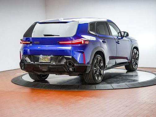 Marina Bay Blue Metallic 2023 BMW XM Base