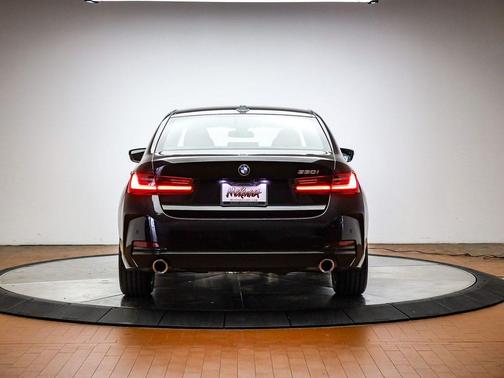 2024 BMW 330 330i