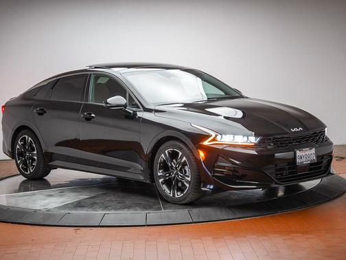 Ebony Black 2022 Kia K5 GT-Line