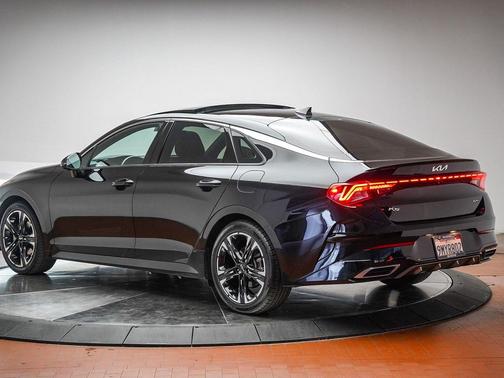 Ebony Black 2022 Kia K5 GT-Line