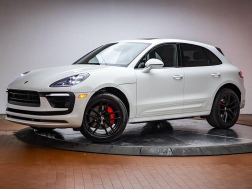 2022 Porsche Macan S