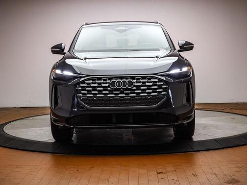 2025 Audi Q5 Premium TFSI quattro S tronic