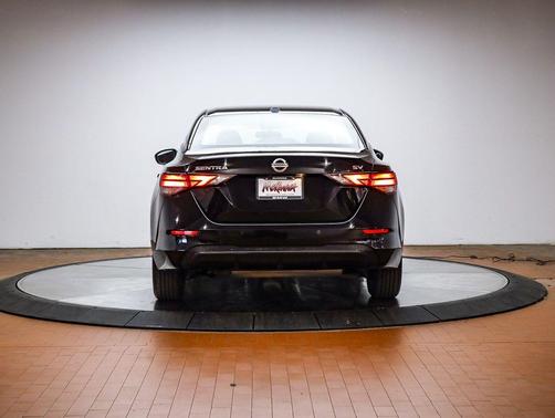 Super Black 2022 Nissan Sentra SV