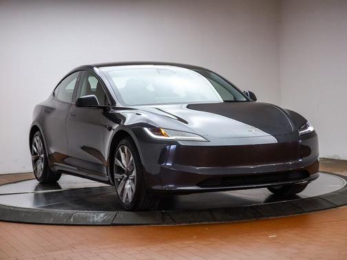 2025 Tesla Model 3 Long Range