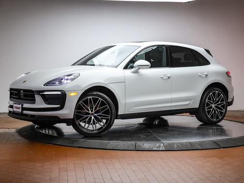 2025 Porsche Macan 