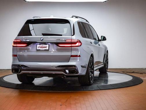 Brooklyn Grey Metallic 2025 BMW X7 xDrive40i
