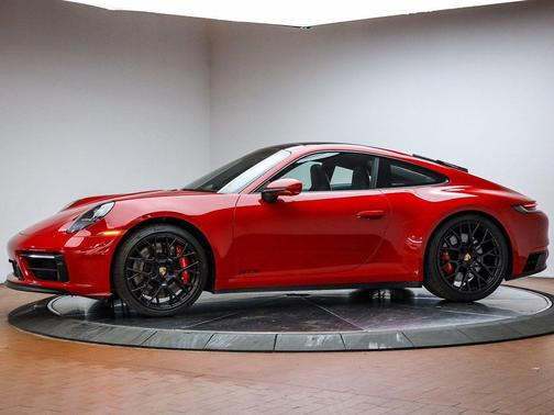 2024 Porsche 911 Carrera 4 GTS