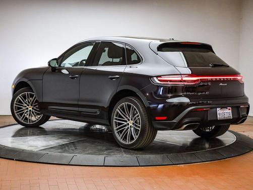 2025 Porsche Macan 
