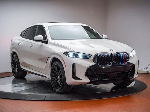 Alpine White 2024 BMW X6 xDrive40i