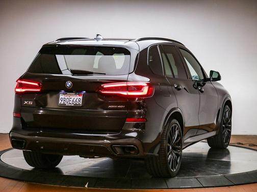 Black Sapphire Metallic 2022 BMW X5 xDrive40i