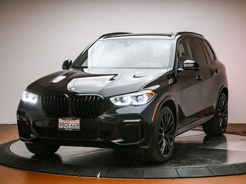 Black Sapphire Metallic 2022 BMW X5 xDrive40i