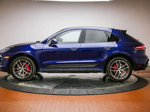 Blue 2023 Porsche Macan Macan