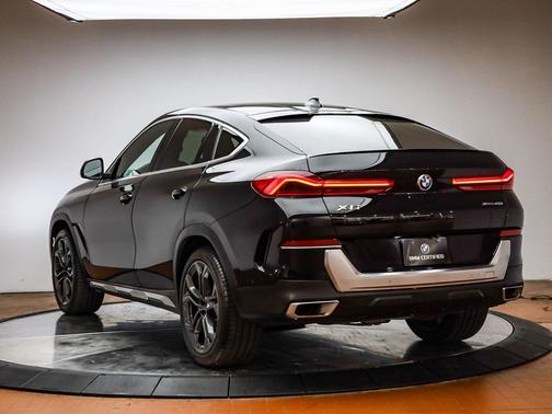 2023 BMW X6 xDrive40i