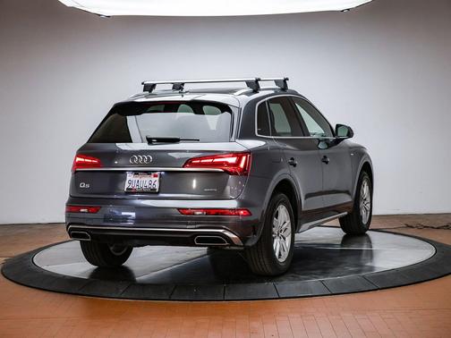 2024 Audi Q5 45 S line Premium