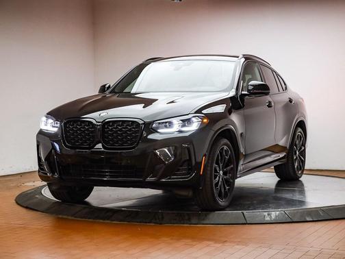 2025 BMW X4 xDrive30i