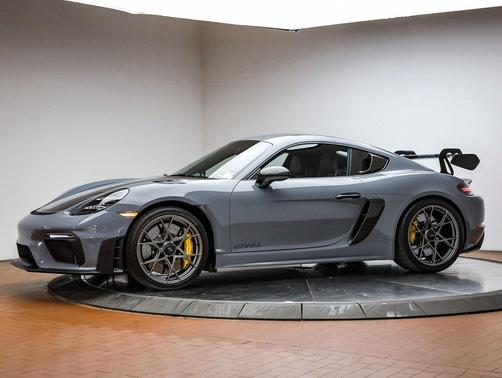 2024 Porsche 718 Cayman GT4 RS