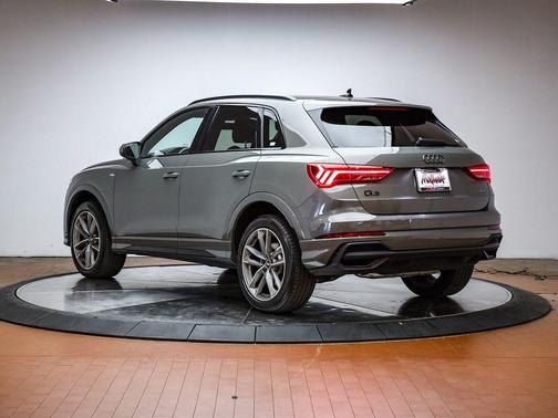 Chronos Gray Metallic 2025 Audi Q3 Premium 45 TFSI S line quattro Tiptronic