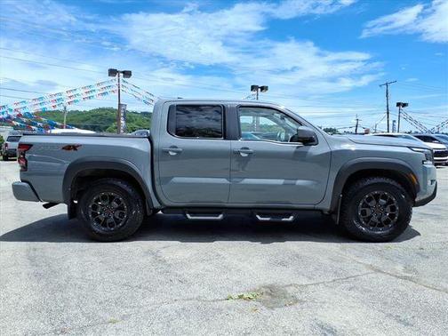 Boulder Gray Pearl 2023 Nissan Frontier PRO-4X