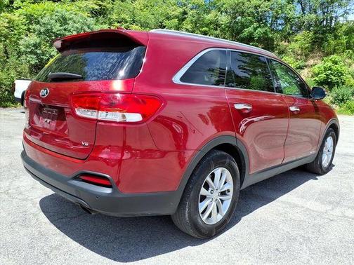 Remington Red Metallic 2017 Kia Sorento LX