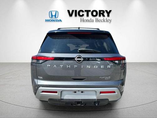 2 Tone Gun / Black Roof 2023 Nissan Pathfinder Platinum