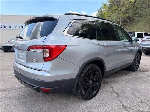 Lunar Silver Metallic 2021 Honda Pilot Special Edition