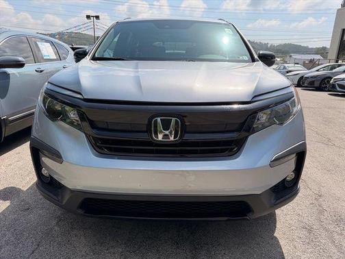Lunar Silver Metallic 2022 Honda Pilot TrailSport