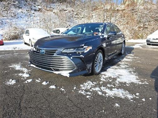 2019 Toyota Avalon Hybrid Limited