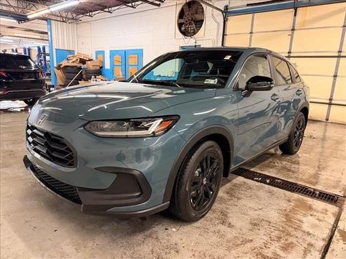 Pearl 2026 Honda HR-V Sport